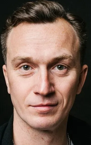 Фотография актёра Денис Старков