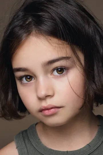Фотография актёра Арина Савостьянова