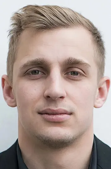 Фотография актёра Саша Стоун